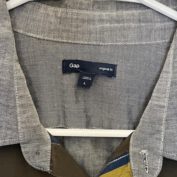 GAP Men's Gray and Olive‎ Button-Up Shirt Large - Picture 6 of 6